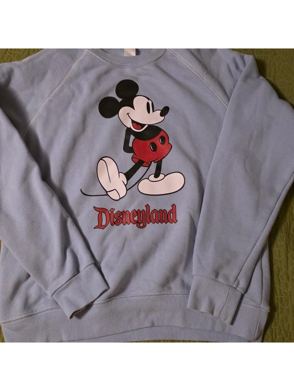 Wmn's Medium light blue Disney Licensed Mickey Crewneck